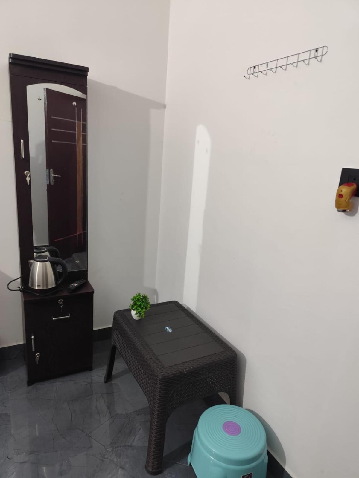 Travel Inn Mysore Vanivilasa Puram ภายนอก รูปภาพ