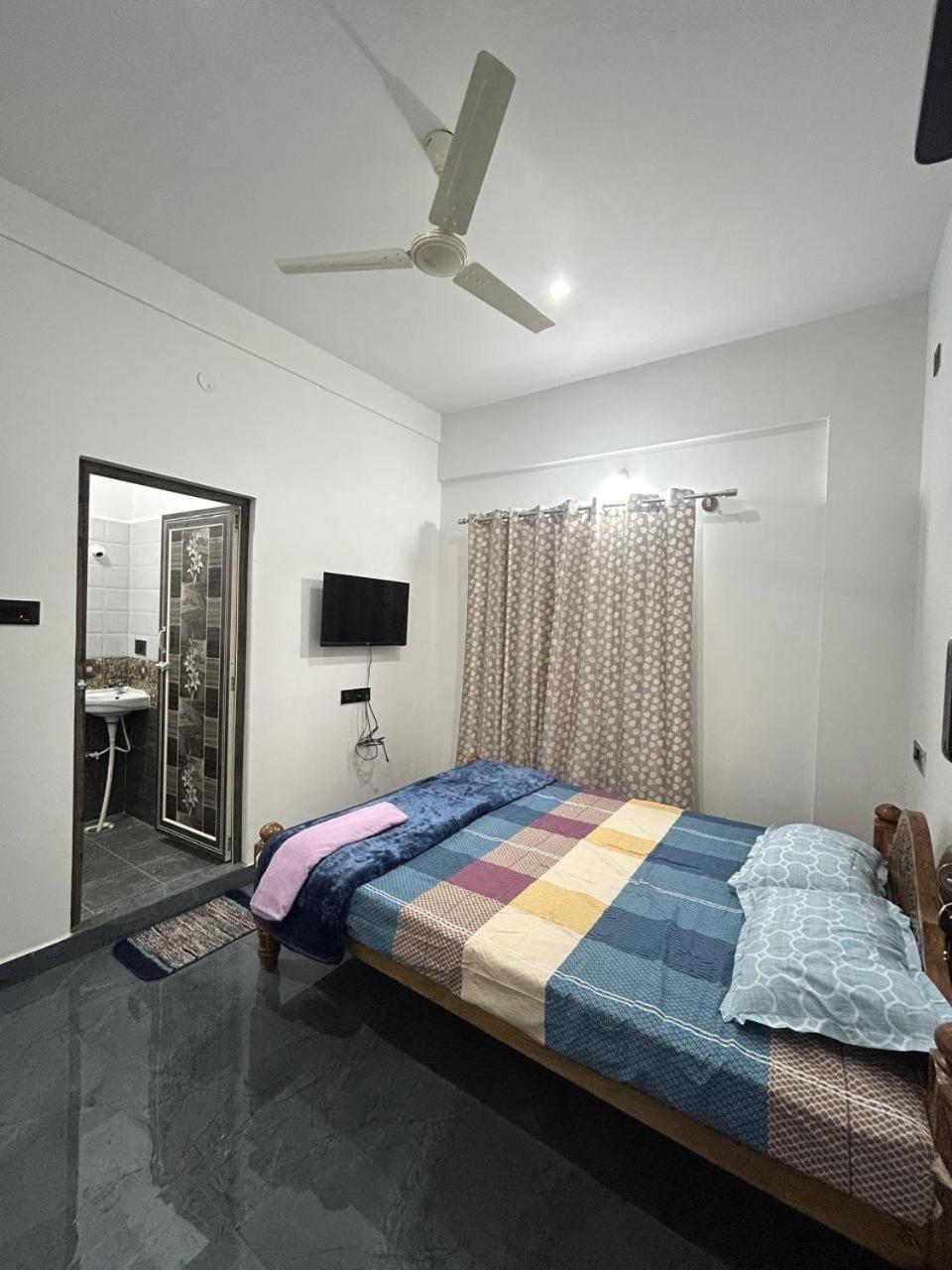 Travel Inn Mysore Vanivilasa Puram ภายนอก รูปภาพ