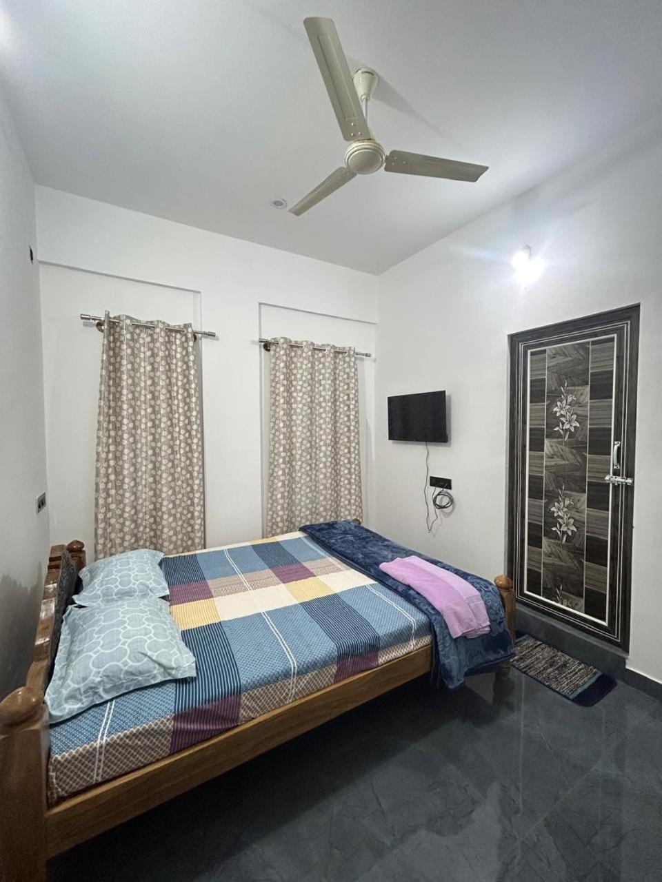 Travel Inn Mysore Vanivilasa Puram ภายนอก รูปภาพ
