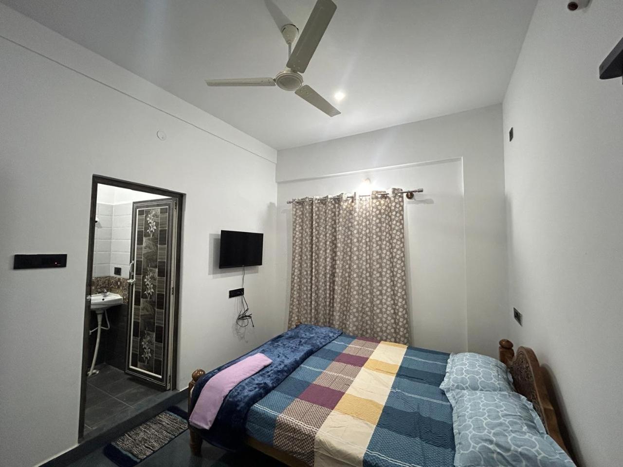 Travel Inn Mysore Vanivilasa Puram ภายนอก รูปภาพ